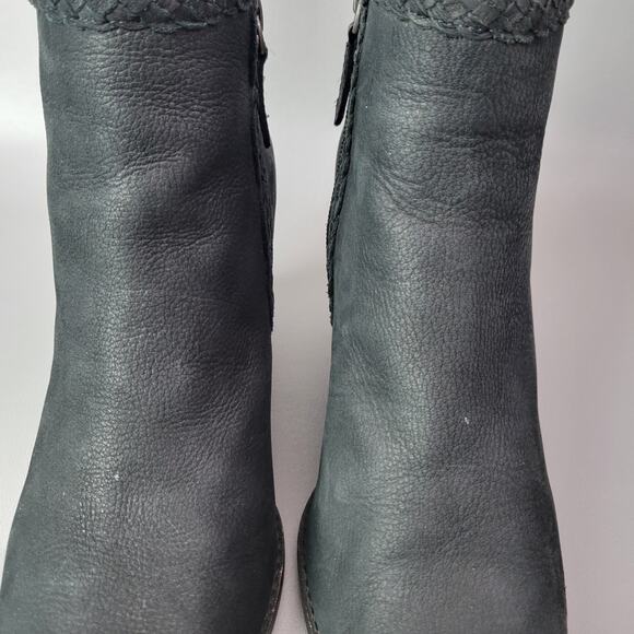 Caslon Womens Black Leather Zip High Wedge Heel Ankle Boots 9.5 M Waterproof - Picture 8 of 13